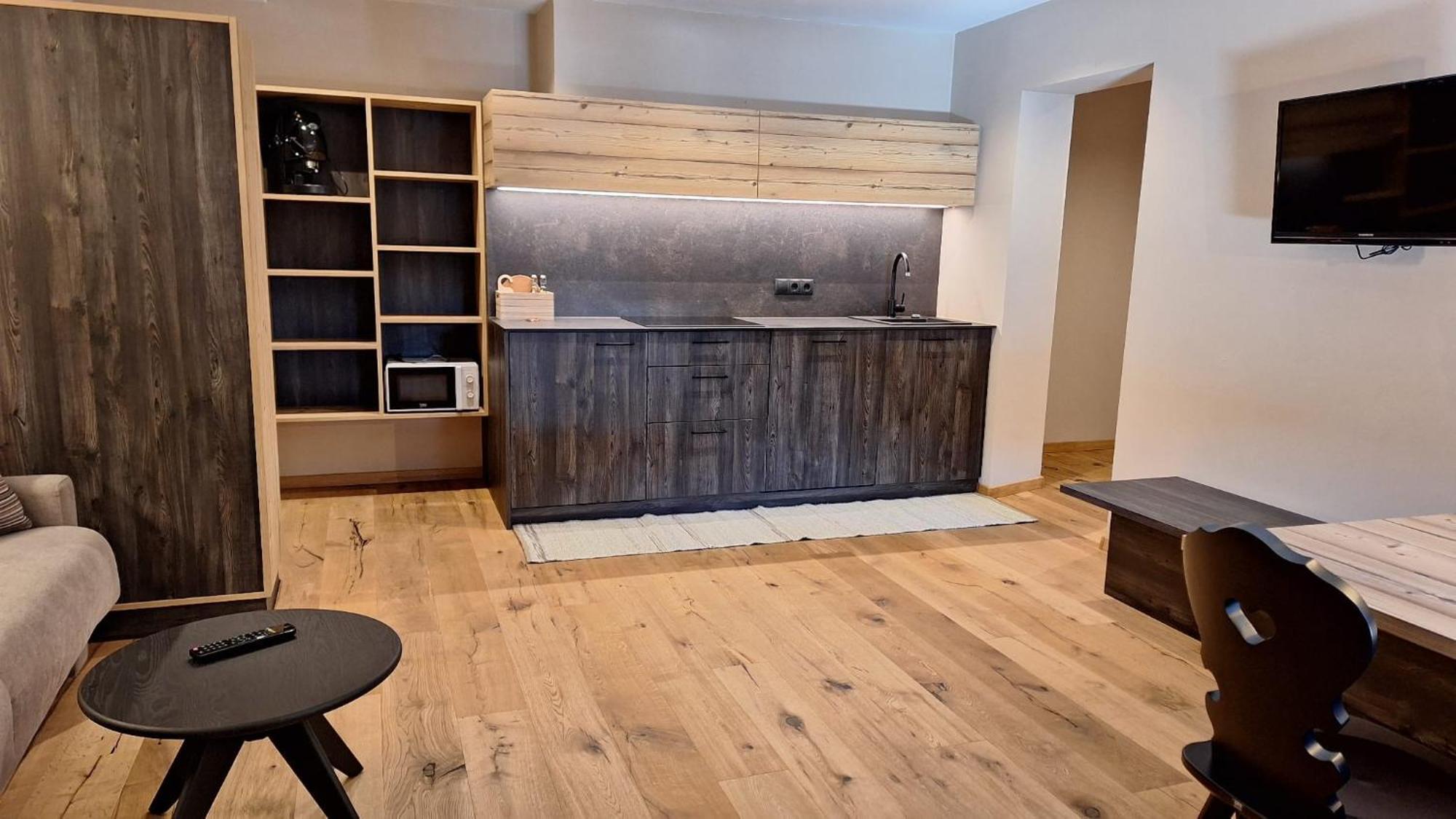 Alpenspitz Appartements - Garni - B&B 拉辛 外观 照片
