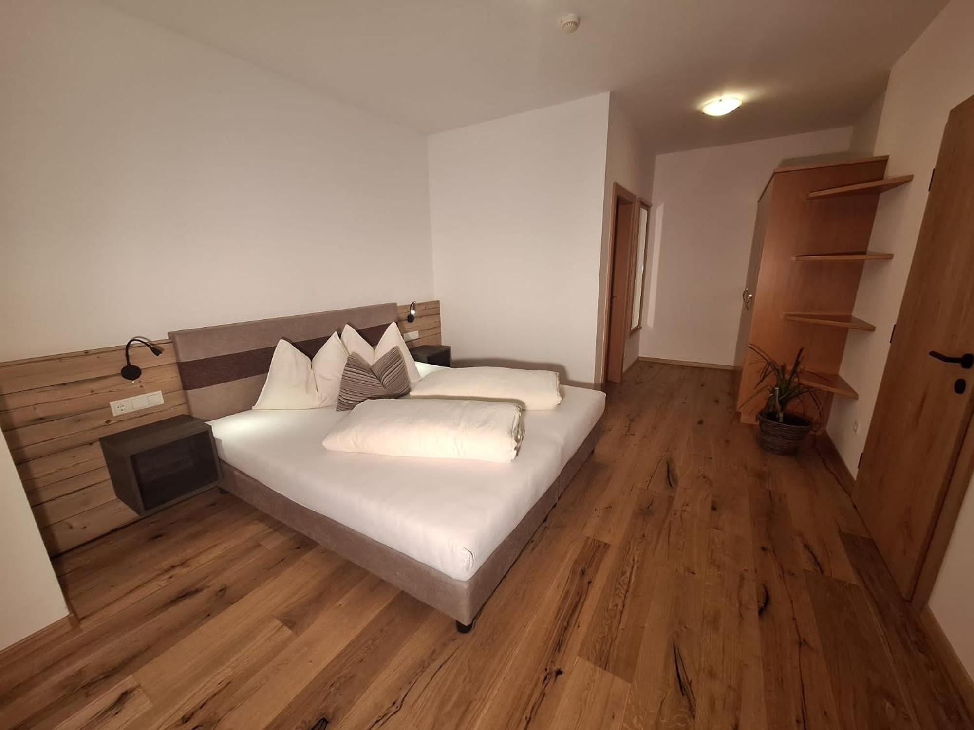 Alpenspitz Appartements - Garni - B&B 拉辛 外观 照片
